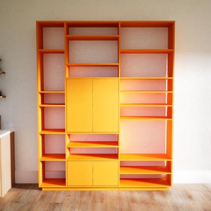 Bücherregal Gelb - Modernes Regal für Bücher: Türen in Gelb - 190 x 238 x 34 cm, Individuell konfigurierbar