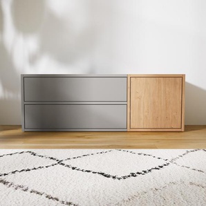 Lowboard Grau - TV-Board: Schubladen in Grau & Türen in Eiche - Hochwertige Materialien - 115 x 40 x 34 cm, Komplett anpassbar
