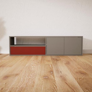 Lowboard Grau - TV-Board: Schubladen in Terrakotta & Türen in Grau - Hochwertige Materialien - 151 x 40 x 34 cm, Komplett anpassbar