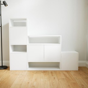 Stufenregal Weiß - Modernes Treppenregal für Bücher: Türen in Weiß - 154 x 117 x 34 cm, Selbst designen