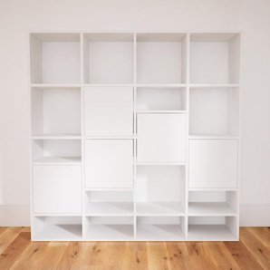 Bücherregal Weiß - Modernes Regal für Bücher: Türen in Weiß - 156 x 156 x 34 cm, Individuell konfigurierbar