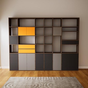 Holzregal Graphitgrau - Modernes Regal: Schubladen in Gelb & Türen in Graphitgrau - 305 x 232 x 34 cm, Personalisierbar