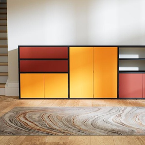 Sideboard Gelb - Sideboard: Schubladen in Terrakotta & Türen in Gelb - Hochwertige Materialien - 226 x 79 x 34 cm, konfigurierbar