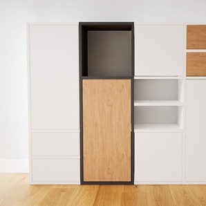 Wohnwand Weiß - Individuelle Designer-Regalwand: Schubladen in Weiß & Türen in Weiß - Hochwertige Materialien - 156 x 117 x 34 cm, Konfigurator