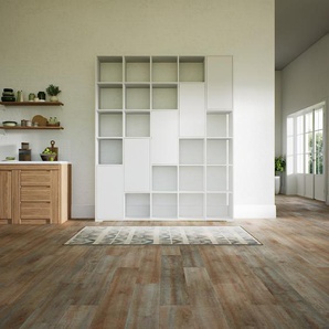 Wohnwand Weiß - Individuelle Designer-Regalwand: Türen in Weiß - Hochwertige Materialien - 195 x 234 x 34 cm, Konfigurator